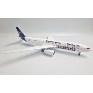 Model Airbus A330-300 Lufthansa 1:400 D-AIKQ Diversity Wins