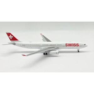 Model Airbus A330-300 SWISS 1:500 HB-JHN
