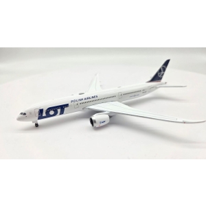 Model Boeing 787-9 LOT 1:500 SP-LSF