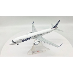 Model EMBRAER 190 LOT 1:200 SP-LMA Herpa
