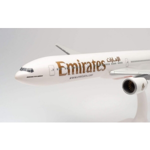 Model Boeing 777-300 Emirates 1:200 HERPA