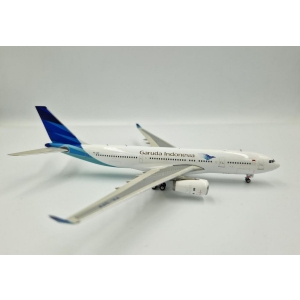 Model Airbus A330-200 Garuda 1:400 PK-GPP