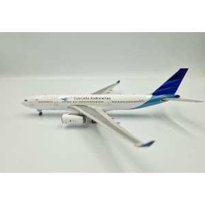 Model Airbus A330-200 Garuda 1:400 PK-GPP