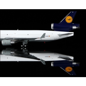 Model McDonnell Douglas MD11 LUFTHANSA 1:400 D-ALCD Cargo interactive