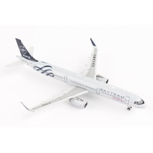 Model Airbus A321 China Eastern Skyteam 1:400