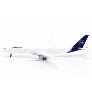 Model Airbus A330-300 LUFTHANSA 1:500 D-AIKI
