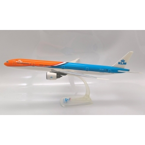 Model Boeing 777-300 KLM Orange Pride