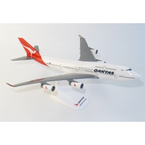 Model Boeing 747-400 Qantas 1:250 VH-OJA