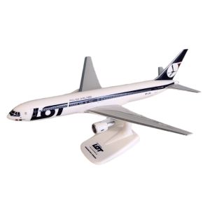 Model Boeing 767-300 LOT 1:200 SP-LPC 