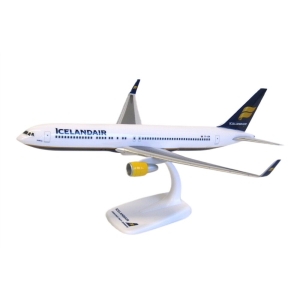 Model Boeing 767-300 Icelandair 1:200