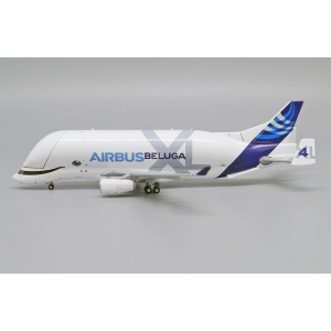 Model Airbus A330-743L BELUGA 1:400 Interactive!