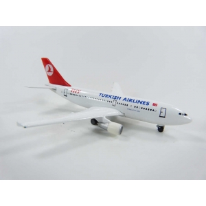Model Airbus A310-300 Turkish 1:500 HERPA