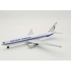 Model Boeing 767-300 Vietnam Airl 1:500