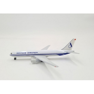 Model Boeing 767-300 Vietnam Airl 1:500