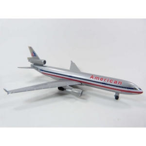 Model MD11 American Airl. 1:500 Herpa UNIKAT