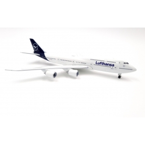 Model Boeing 747-8 Lufthansa 1:500