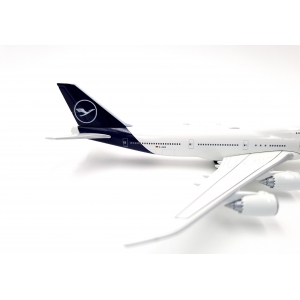 Model Boeing 747-8 Lufthansa 1:500