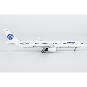 Model Boeing 757-200 Pan Am 1:400 TF-FIC