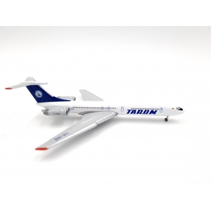 Model Ilyushin IŁ-62 TAROM 1:500