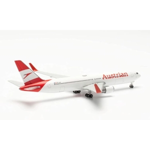 Model Boeing 767-300 AUSTRIAN 1:500