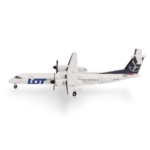 Model Bombardier Dash Q400 LOT 1:500 SP-EQF