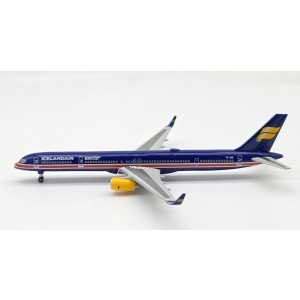 Model Boeing 757-300 ICELANDAIR 1:500 TF-ISX