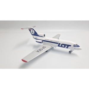 Model Yakovlev YAK-40 LOT 1:200 SP-GEA