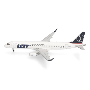 Model EMBRAER 190 LOT 1:200 SP-LMA Herpa