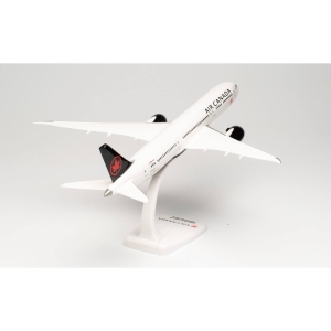 Model Boeing 787-9 AIR CANADA 1:200 Herpa