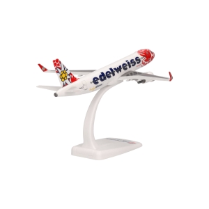 Model Airbus A320 Edelweiss 1:200 HB-JLT