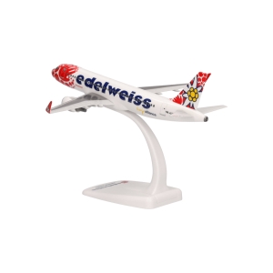 Model Airbus A320 Edelweiss 1:200 HB-JLT