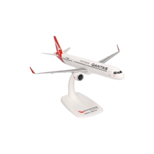 Model Airbus A321XLR QANTAS 1:200 VH-OGA