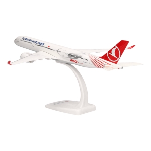 Model Airbus A350-900 TURKISH Airlines 1:200 TC-LGH
