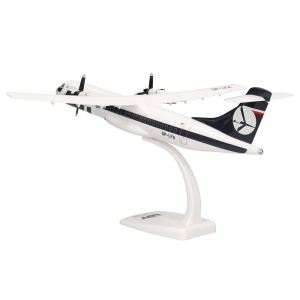 MODEL samolotu ATR 72-200 LOT 1:100 SP-LFA