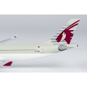 Model Airbus A330-300 QATAR 1:400 A7-AEE NG Models