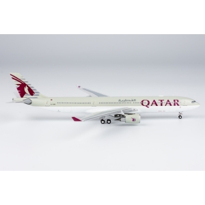 Model Airbus A330-300 QATAR 1:400 A7-AEE NG Models