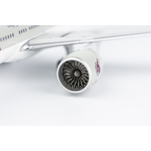 Model Boeing 777-300 QATAR 1:400 A7-BEE NG Models - OSTATNI!