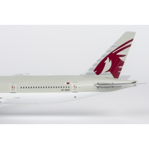 Model Boeing 777-300 QATAR 1:400 A7-BAV NG Model