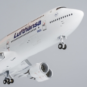 Model Boeing 747-8 LUFTHANSA 1:400 D-ABYA NG Models