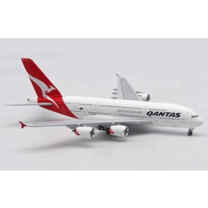 Model Airbus A380 QANTAS 1:400 VH-OQI Apollo