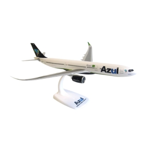 Model Airbus A330-900neo AZUL 1:200