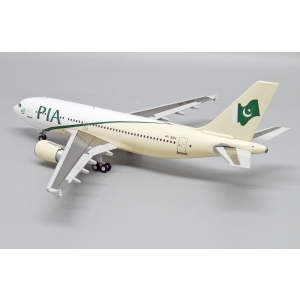 Model Airbus A310-300 PIA Pakistan 1:200 Jc Wings