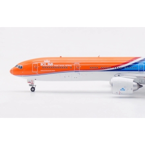 Model Boeing 777-300 KLM Orange 1:400 PH-BVA