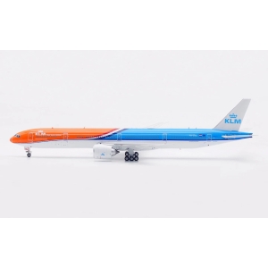 Model Boeing 777-300 KLM Orange 1:400 PH-BVA