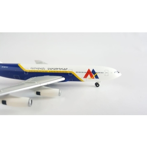 Model Ilyushin IŁ-86 ARMENIAN 1:500 UNIKAT!