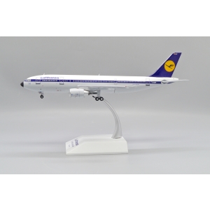 Model Airbus A300-600R LUFTHANSA 1:200 D-AIAP