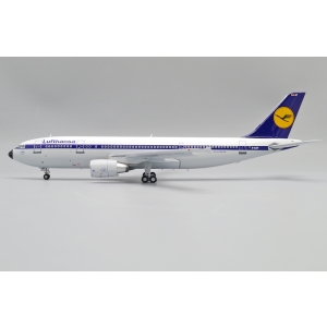 Model Airbus A300-600R LUFTHANSA 1:200 D-AIAP