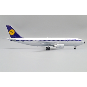 Model Airbus A300-600R LUFTHANSA 1:200 D-AIAP