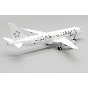 Model Airbus A320 Lufthansa Star Alliance 1:200 D-AIQS