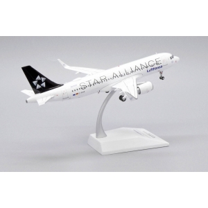 Model Airbus A320 Lufthansa Star Alliance 1:200